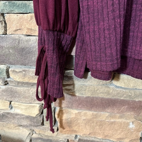 Sz XL Suzanne Betro Weekend Sweater - Picture 6 of 10